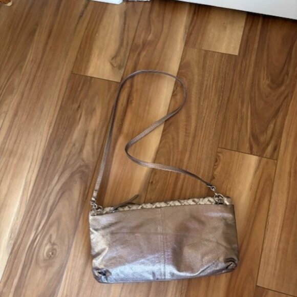 Elliott Lucca Tri-tone Silver Metallic Crossbody / Clutch Purse - Picture 3 of 5